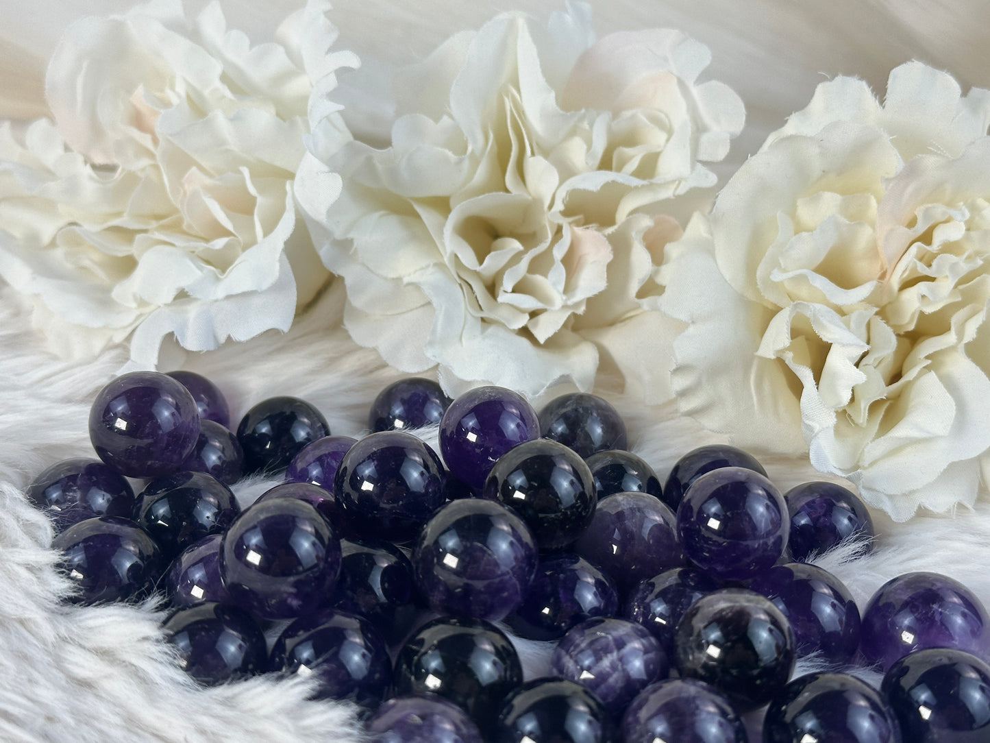 Dunkle mini Amethyst Kugel AA4