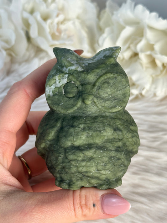 Grüne Jade Eule VX39