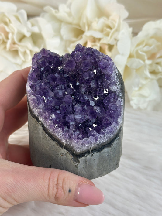 Amethyst Cluster M52,3