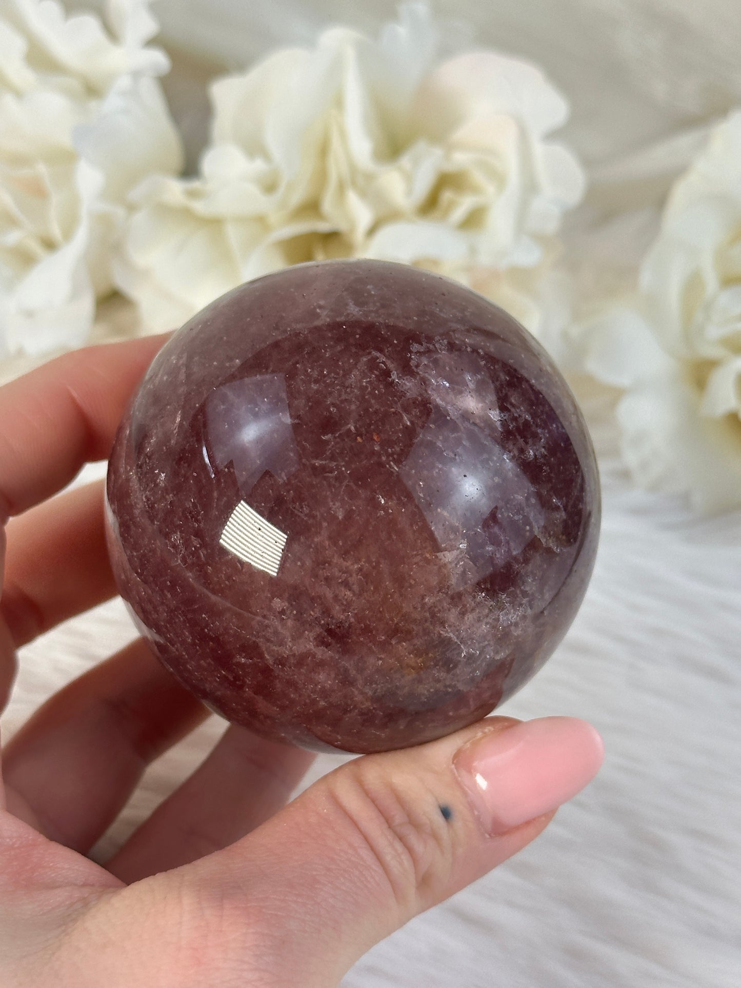 Erdbeerquarz Kugel N49,9